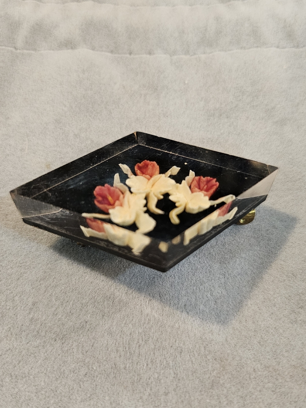 Black Vintage 40s Flower Carved Lucite Brooch with Red and Cream Roses